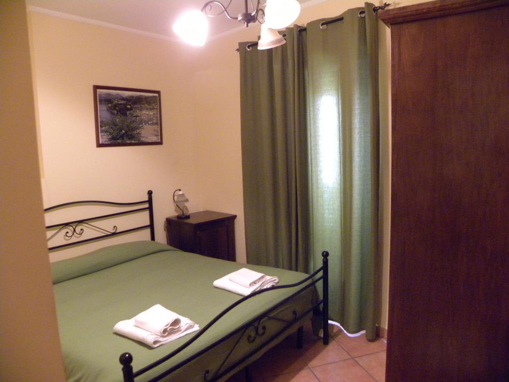Case Vacanze Albamarina Lipari  Zimmer foto