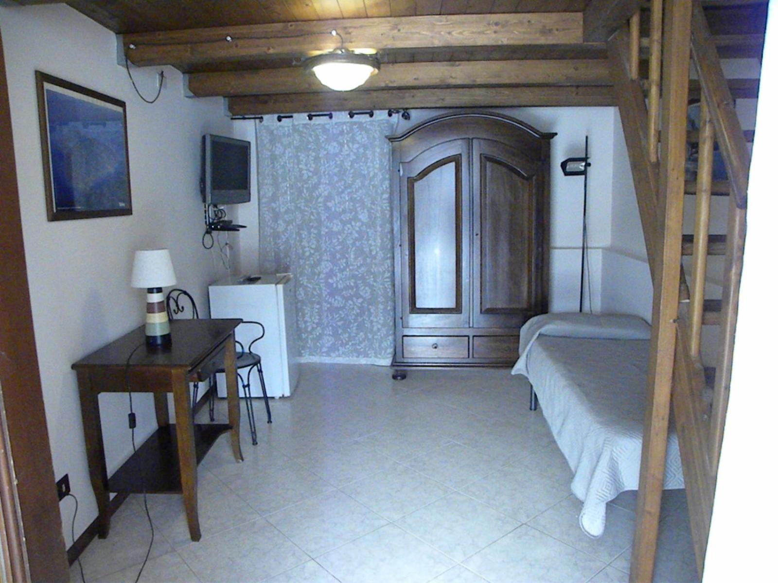 Case Vacanze Albamarina Lipari  Exterior foto